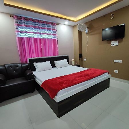 Hotel Kanha Shyam Madhubani ภายนอก รูปภาพ