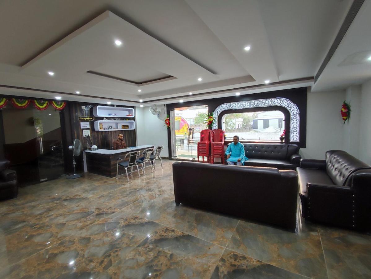 Hotel Kanha Shyam Madhubani ภายนอก รูปภาพ