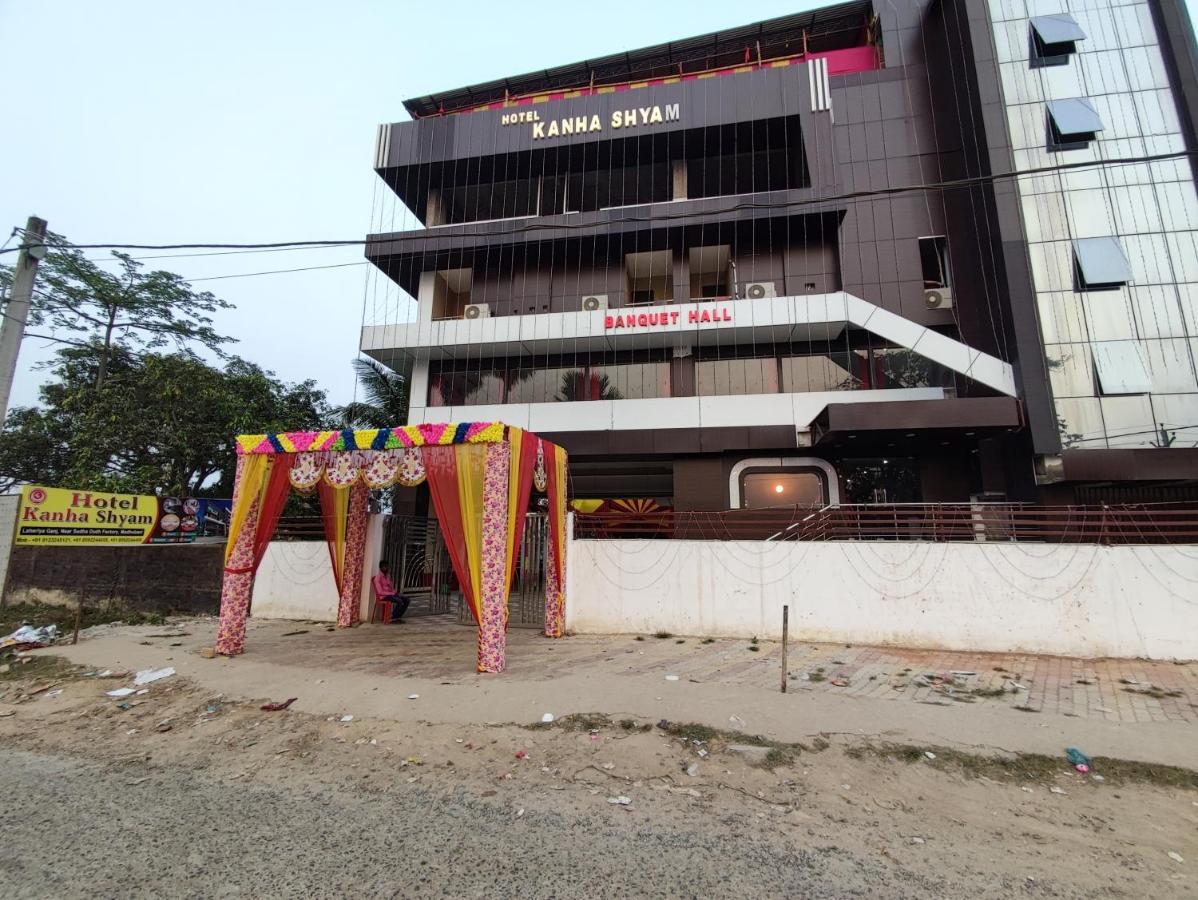 Hotel Kanha Shyam Madhubani ภายนอก รูปภาพ