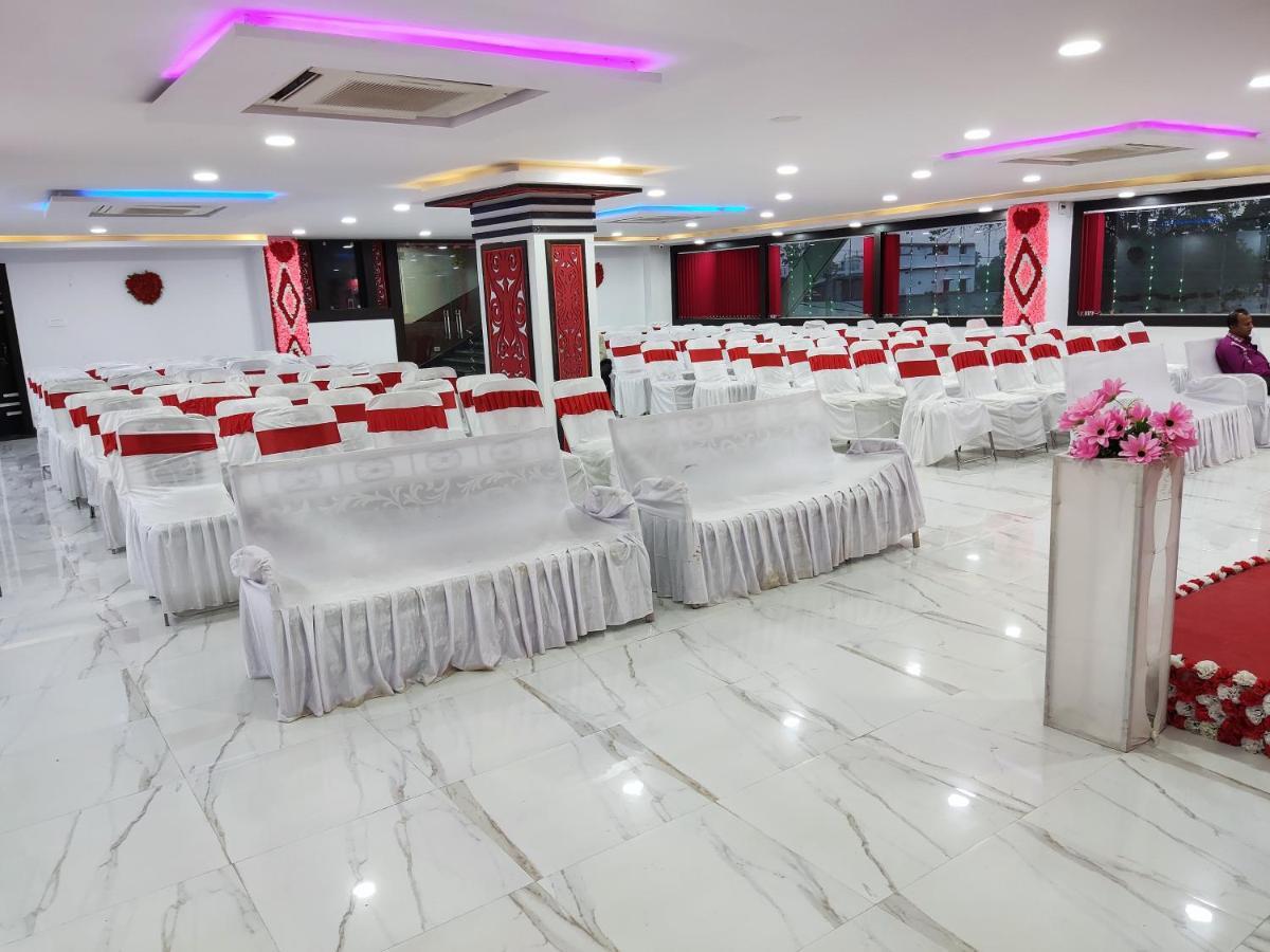 Hotel Kanha Shyam Madhubani ภายนอก รูปภาพ