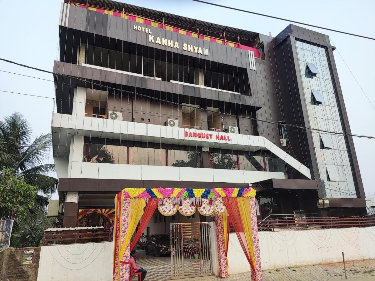 Hotel Kanha Shyam Madhubani ภายนอก รูปภาพ